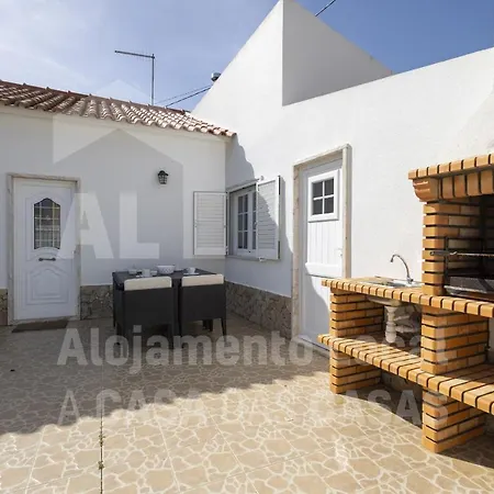 White House By Acasadascasas Semesterbostad Mafra